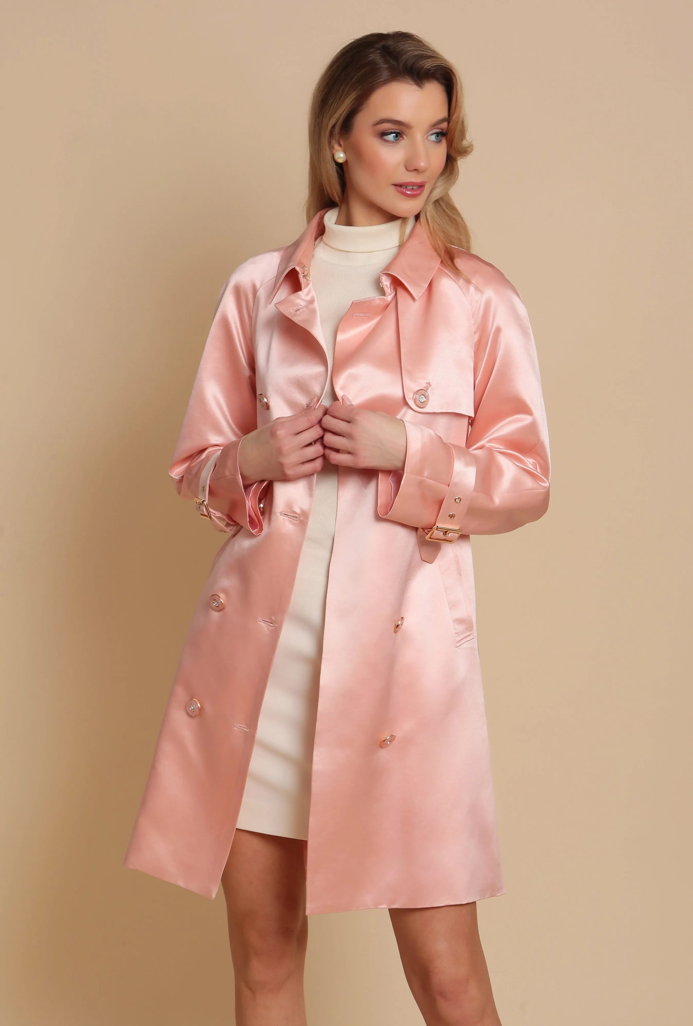 'La Dolce Vita' Wool and Silk Trench Coat in Rosa